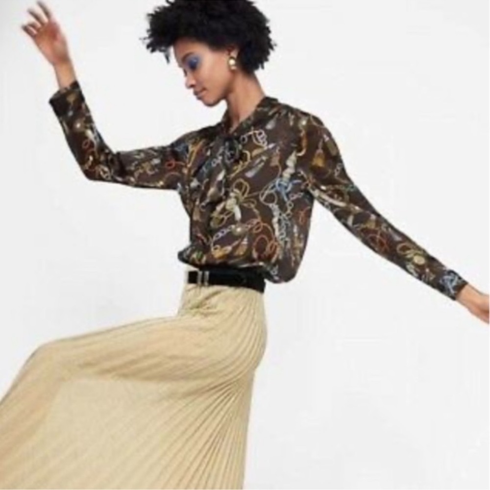 Zara Chain Print Tie Blouse NWOT